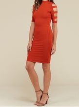 Load image into Gallery viewer, NEW CHILI MIDI DRESS